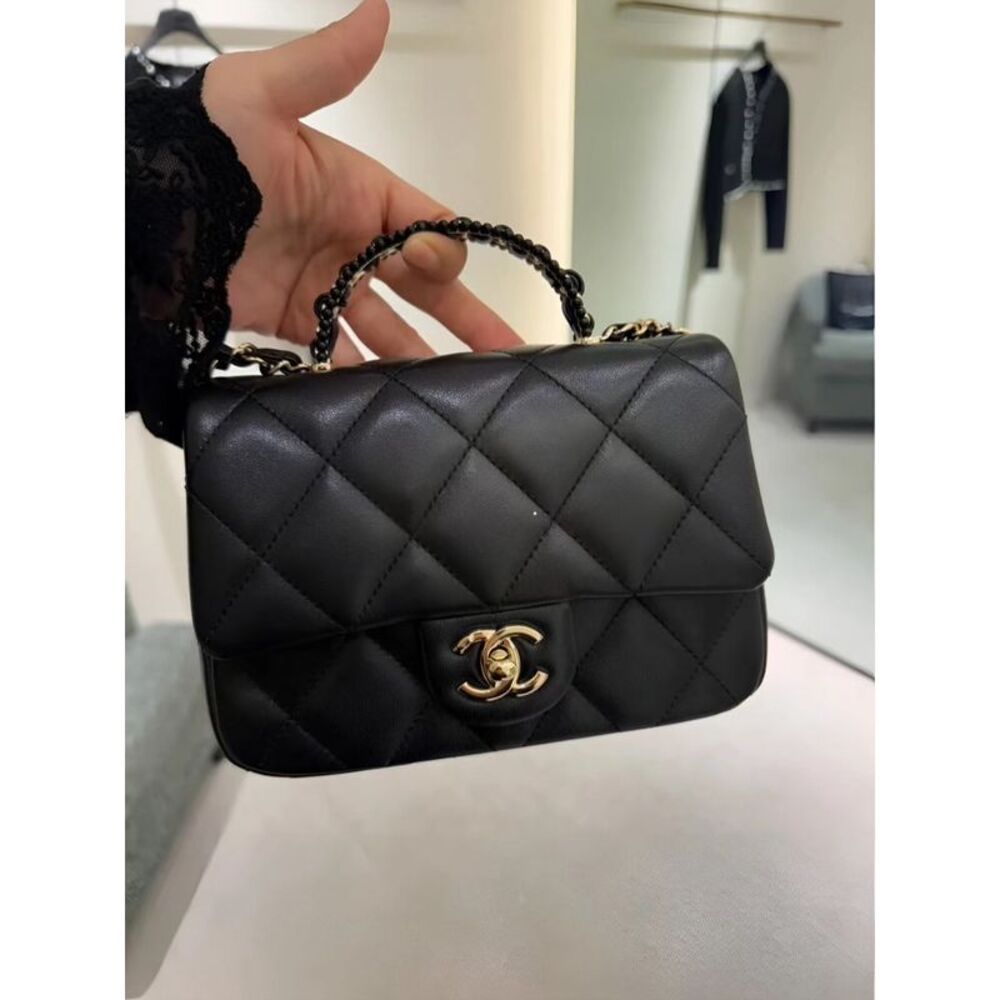 Chanel Women Pre-Loved Bag Very Good Condition